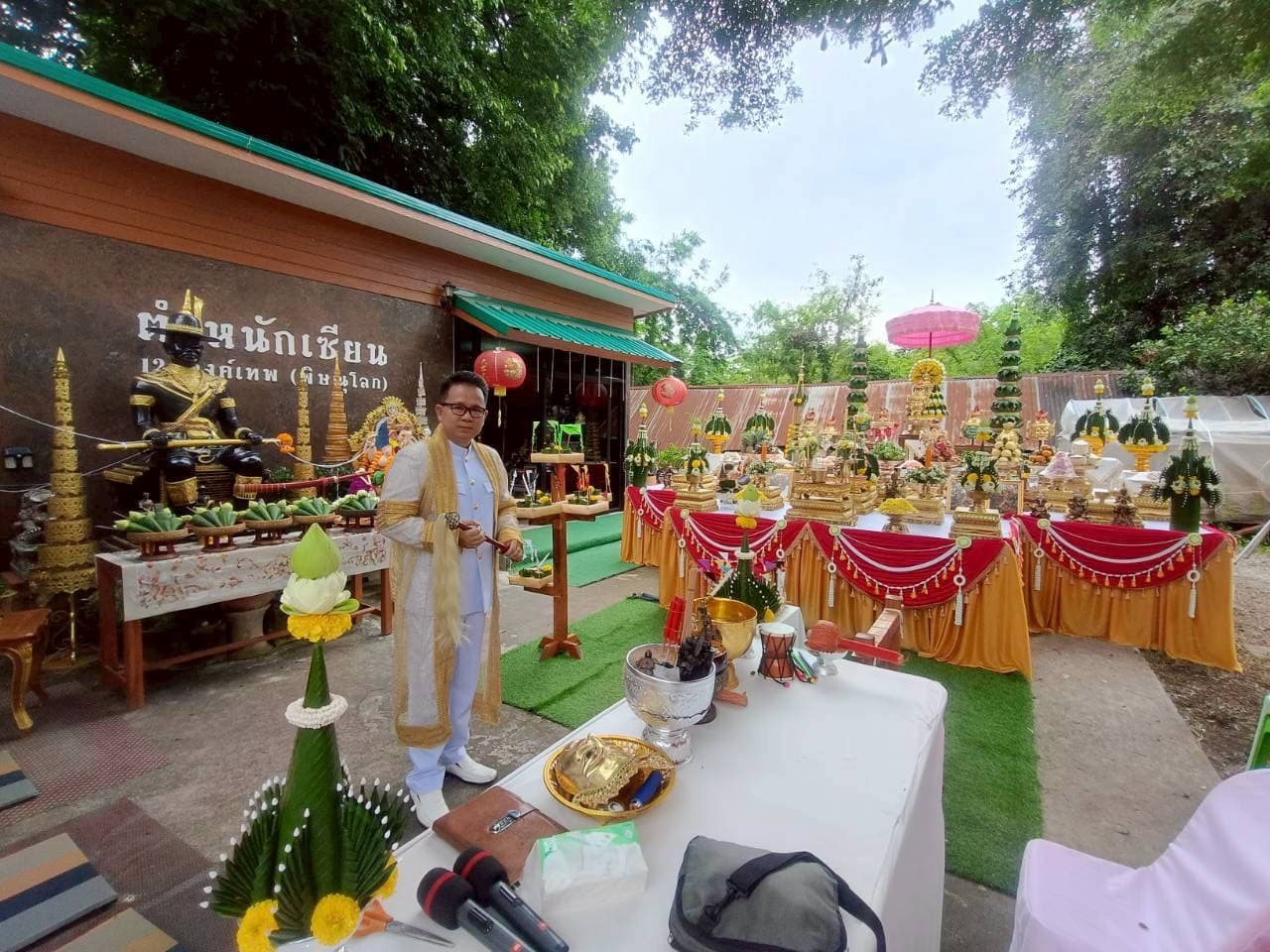 งานไหว้ครู ครบรอบ 8 ปี ตำหนักเซียน 12 องค์เทพ